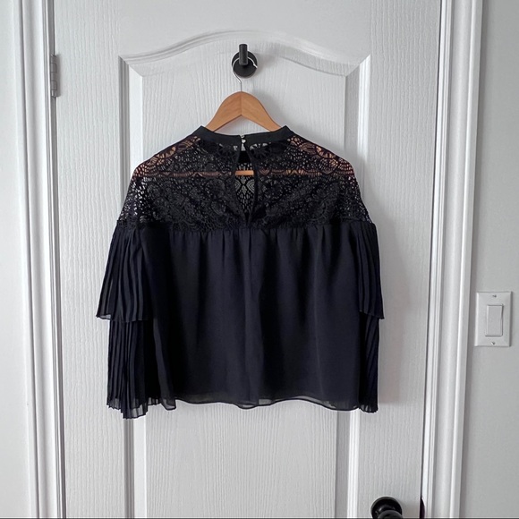 A&F - Lace Ruffle Sleeve Shirt - Picture 2 of 3